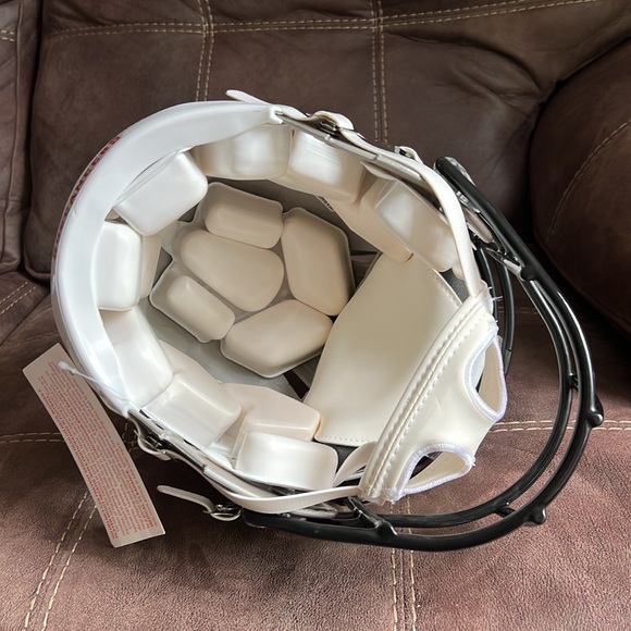 Tampa Bay Buccaneers Helmet - Picture 5 of 5